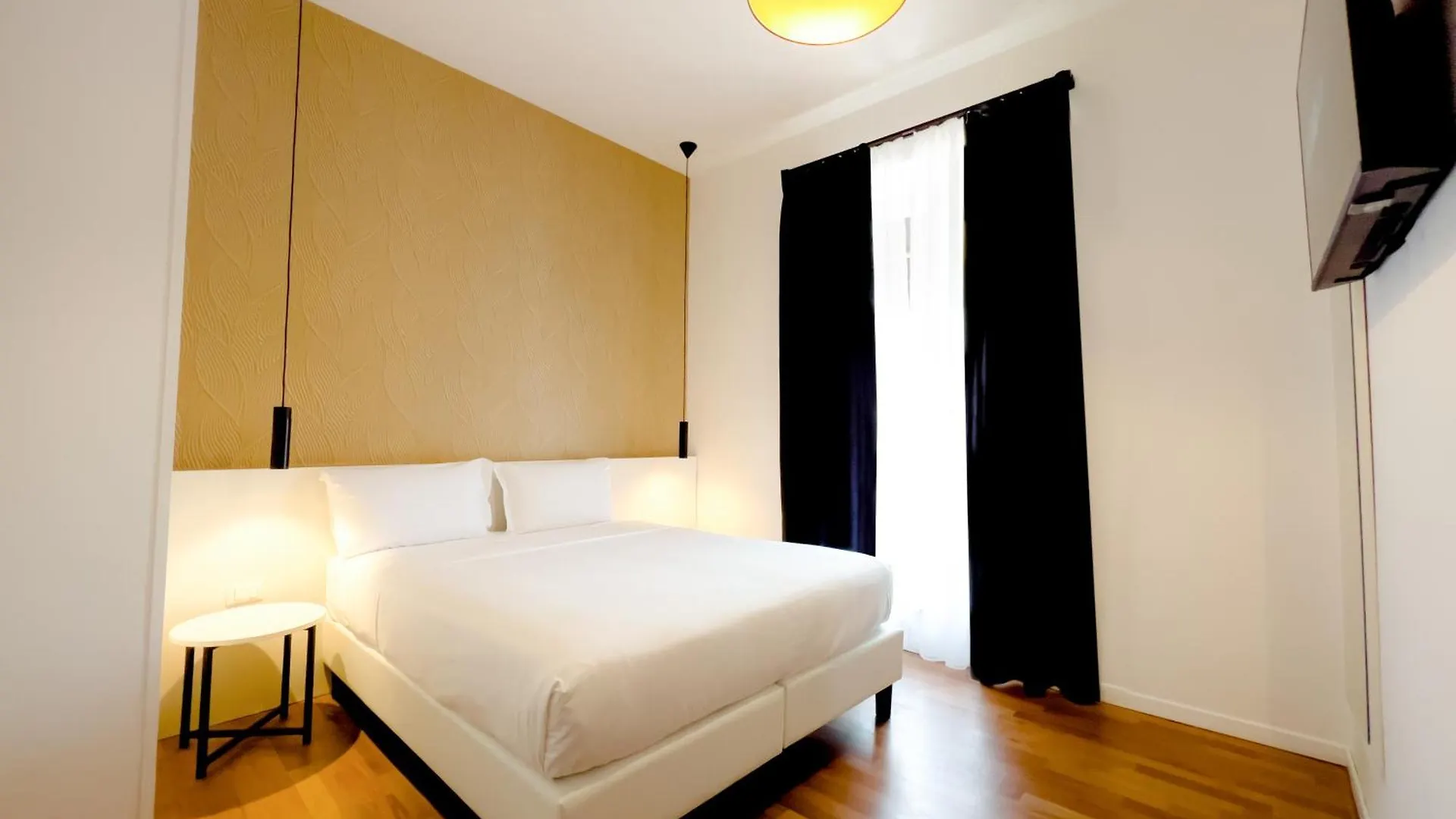 Magikrooms Topaz Rome